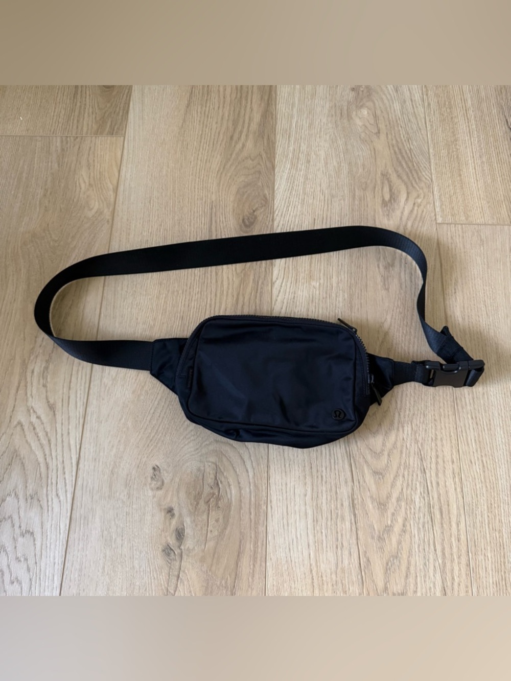 Lululemon Black Belt Bag 2L